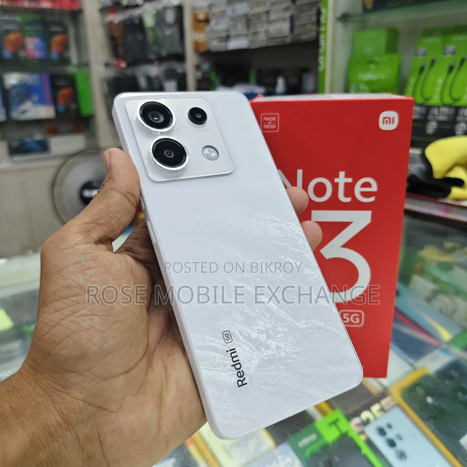 নতুন Xiaomi Redmi Note 13 Pro 5G ২৫৬ জিবি সাদা