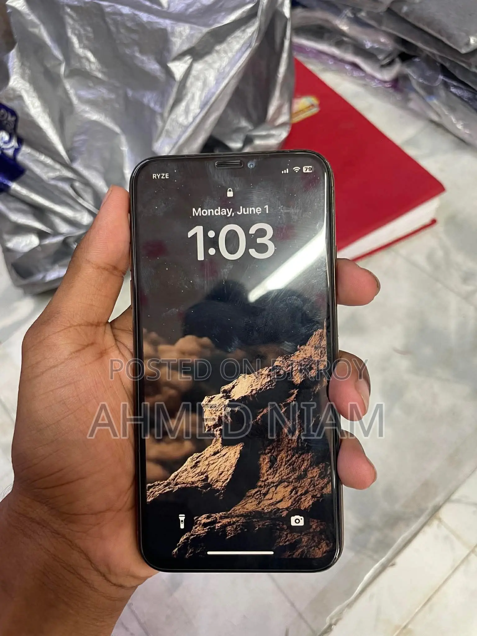 অ্যাপল আইফোন এক্সএস ২৫৬ জিবি রোজ গোল্ড