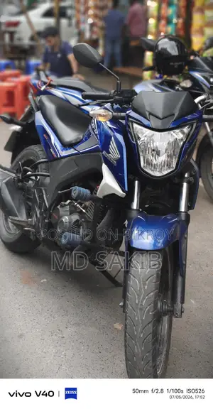 Honda Hornet 2018 Blue
