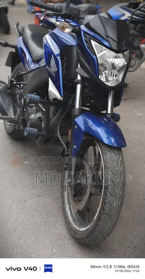 Honda Hornet 2018 Blue