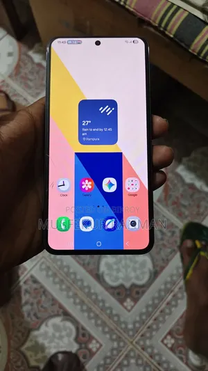 স্যামসাং গ্যালাক্সি এস২২+ ৫জি ২৫৬ জিবি ব্ল্যাক