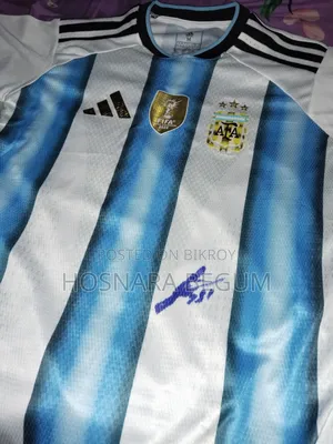 Messi Sign Jersey