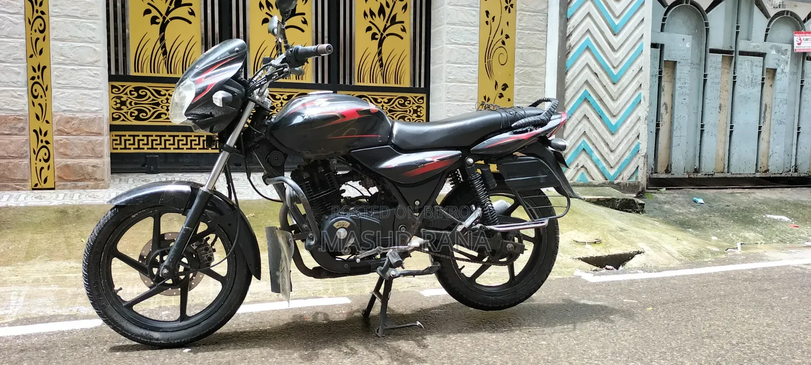 Bajaj Discover 135 2010 Black