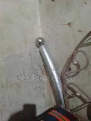 আমি একটি স্টিলের পালন বিক্রি করতে চাই আগ্রহীরা যোগাযোগ করুন