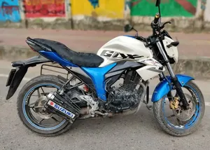 Suzuki Gixxer Monotone 2017 White