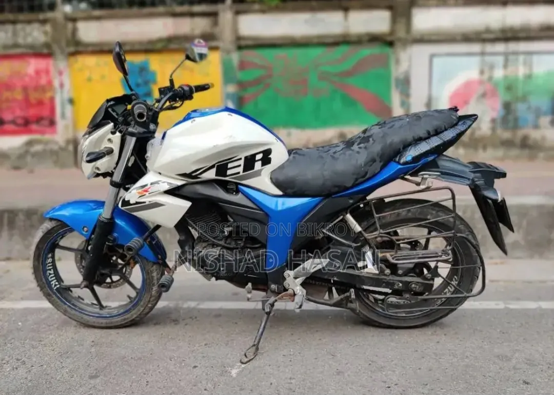 Suzuki Gixxer Monotone 2017 White