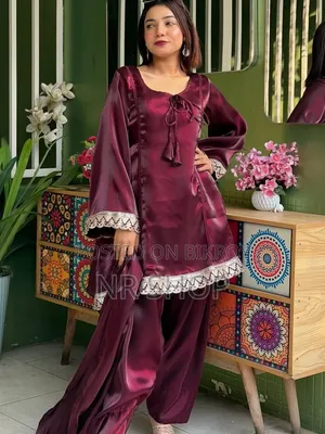 Samusilk Three Piece Gown Sku: 30494