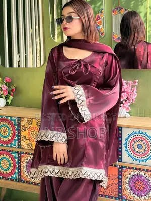 Samusilk Three Piece Gown Sku: 30494
