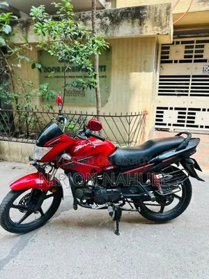 Hero Glamour 2021 Red