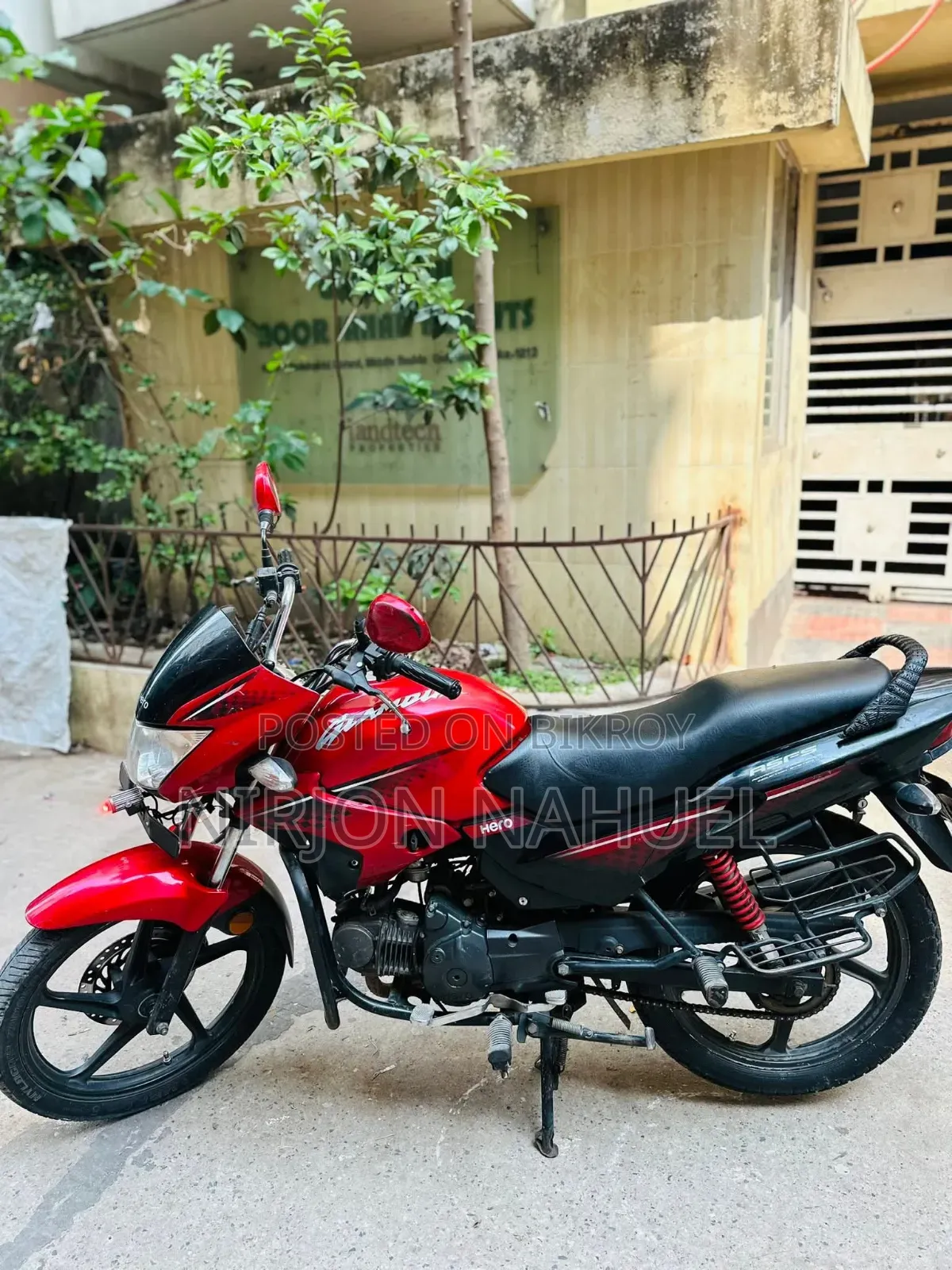 Hero Glamour 2021 Red