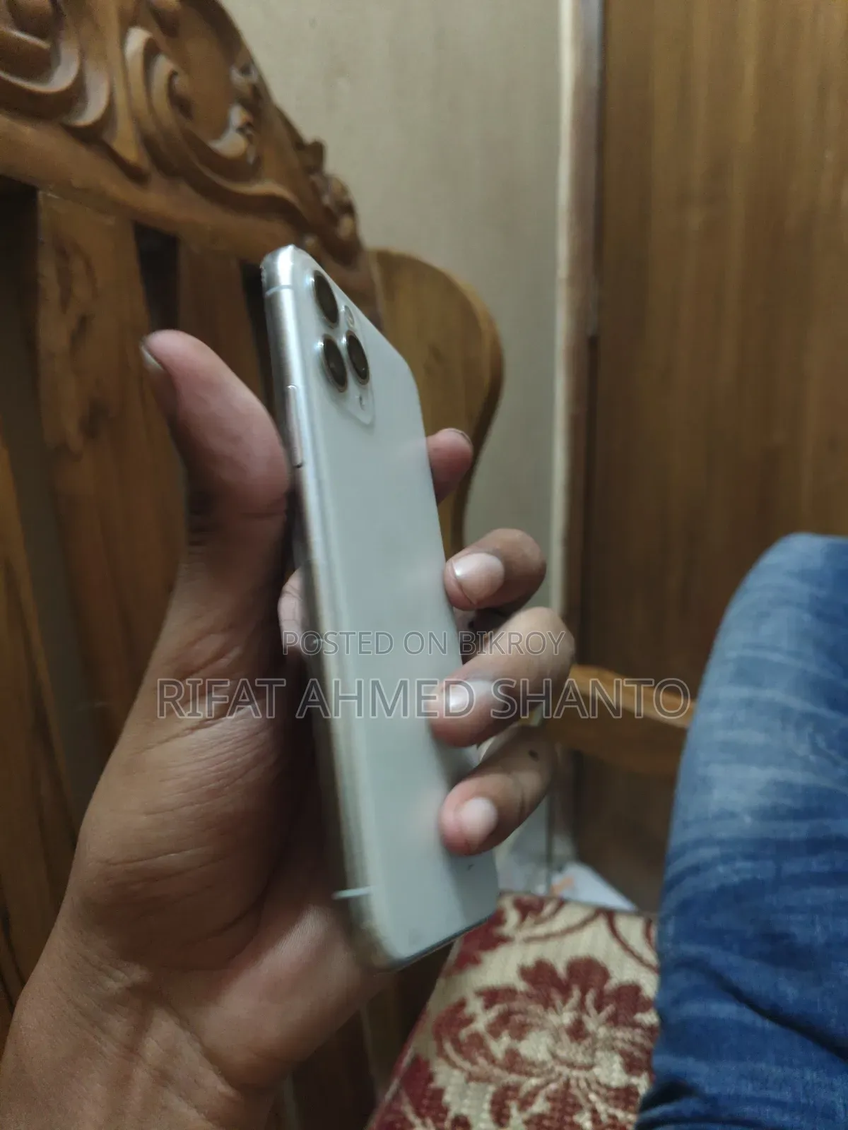 অ্যাপল আইফোন ১১ প্রো ২৫৬ জিবি সাদা