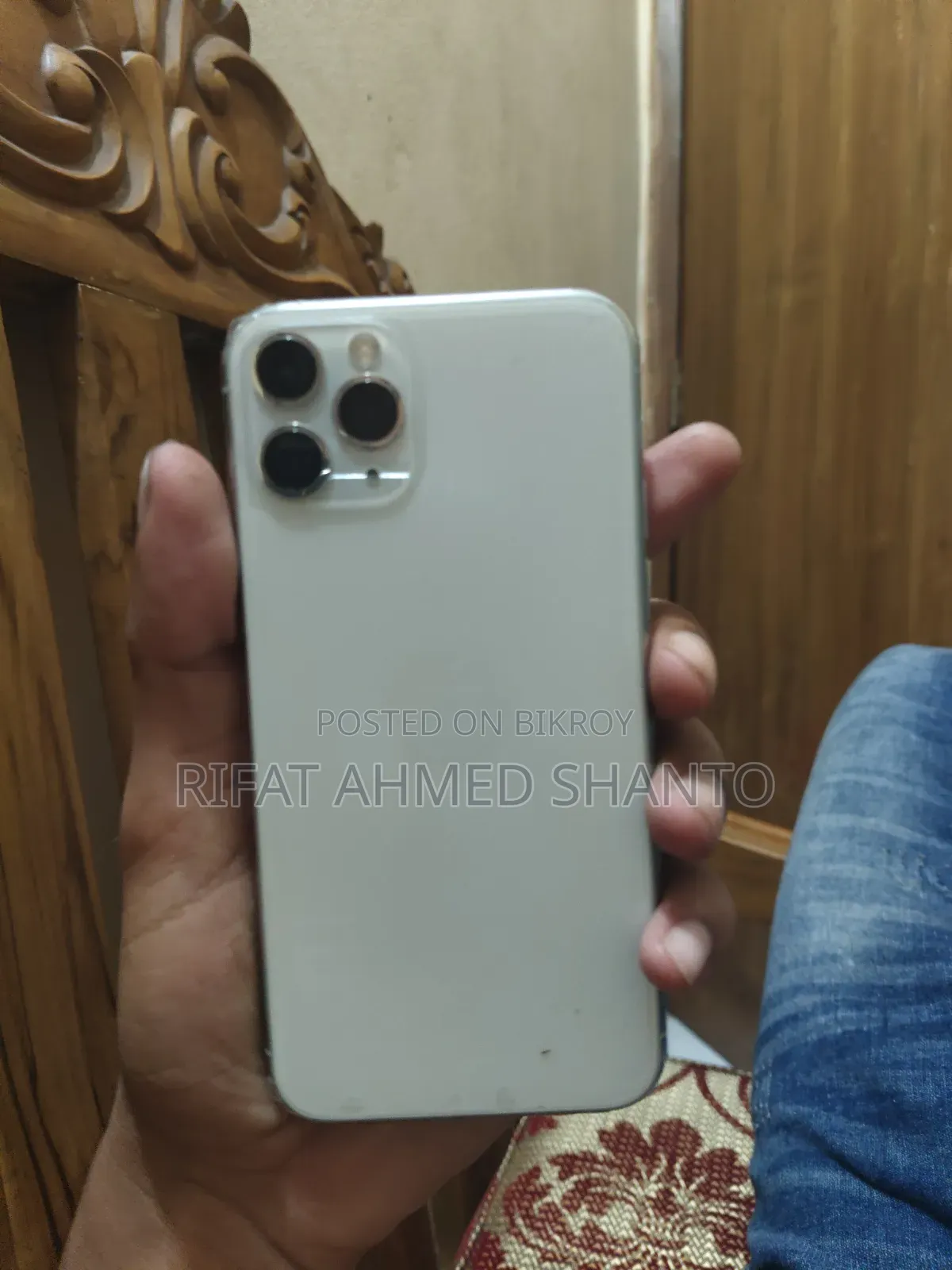 অ্যাপল আইফোন ১১ প্রো ২৫৬ জিবি সাদা