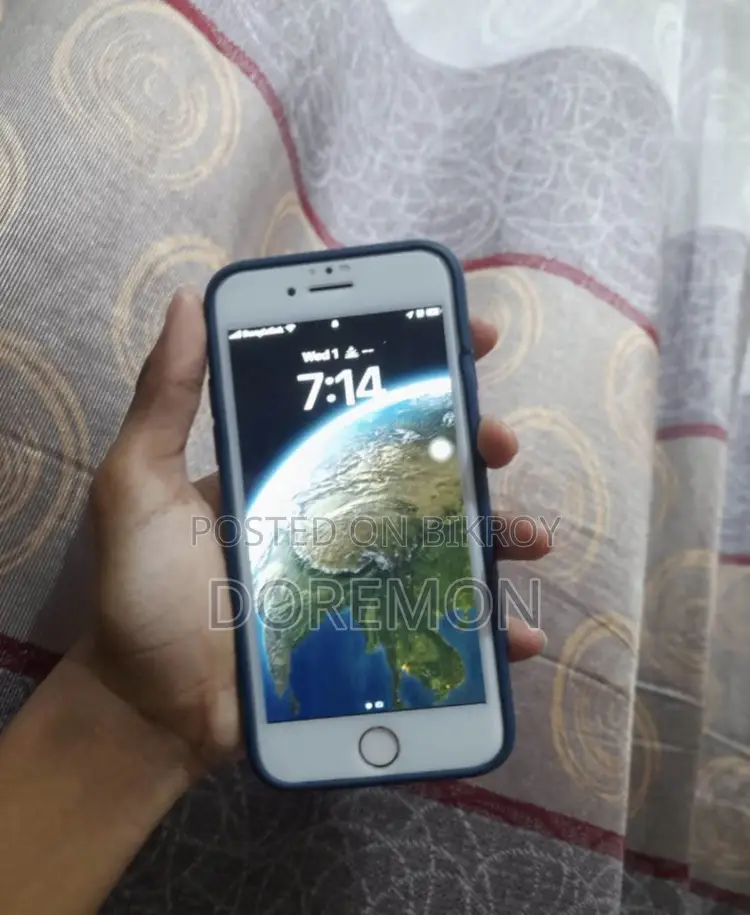 Apple iPhone 8 64 GB White