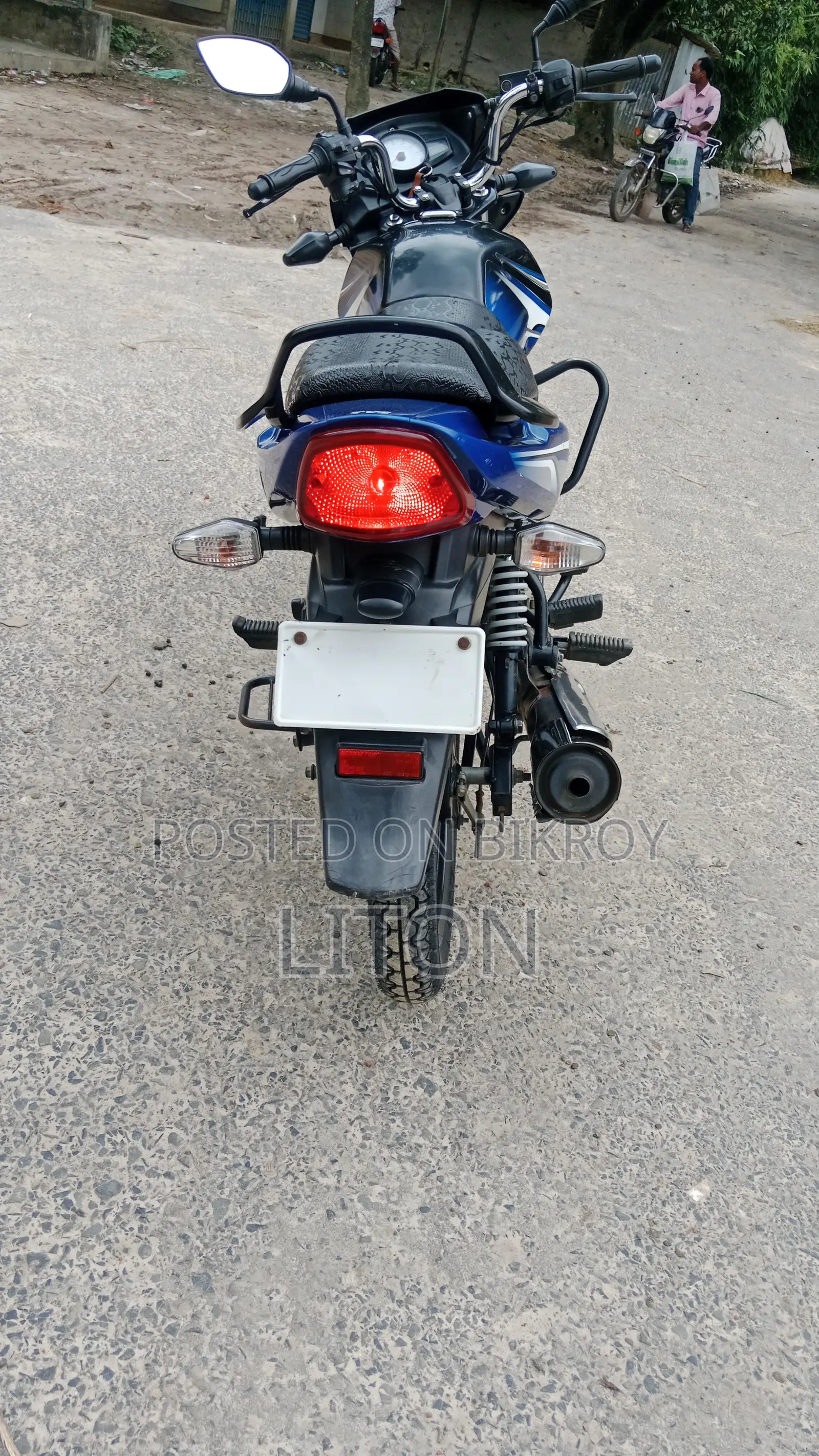 TVS Metro Plus 2022 Blue