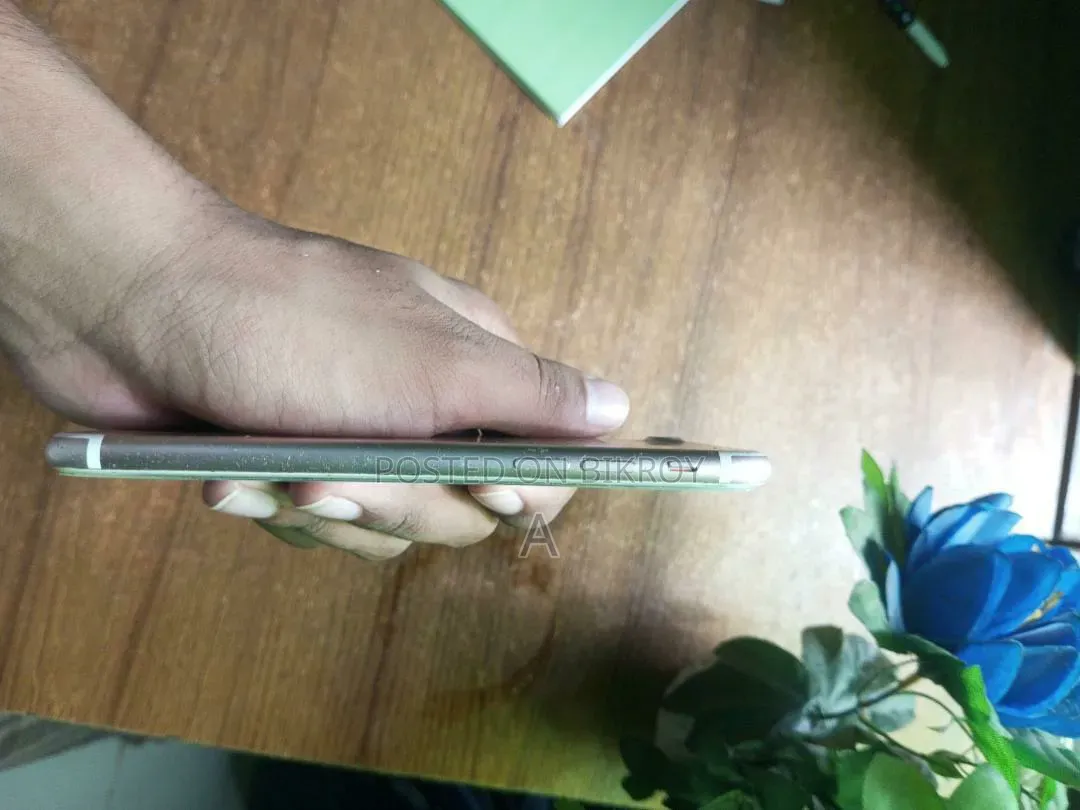 অ্যাপল আইফোন ৭ ৩২ জিবি