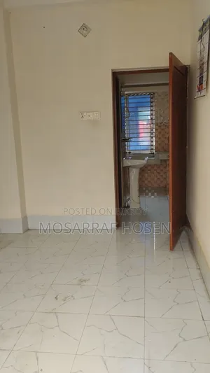 Furnished 1 Bedroom Flat in Building, Boalia for Rent