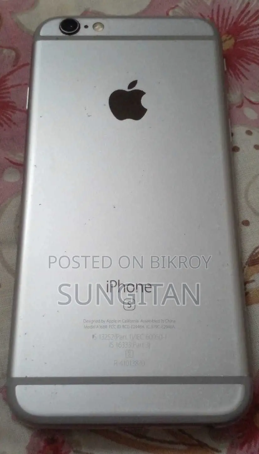 Apple iPhone 6s 32 GB Silver