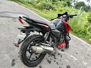 TVS Apache RTR 160 2V 2013 Red