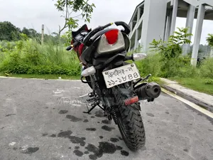 TVS Apache RTR 160 2V 2013 Red