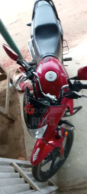হিরো গ্ল্যামার ২০২১ লাল