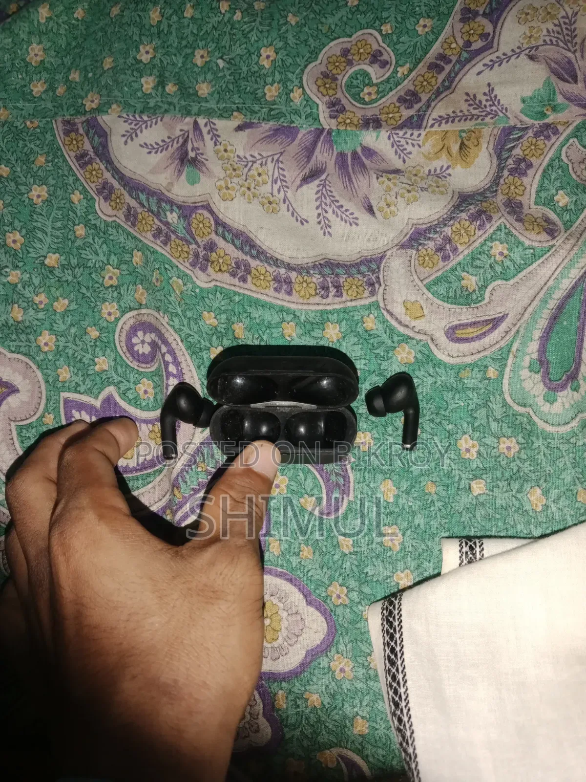 Headphone for sale
