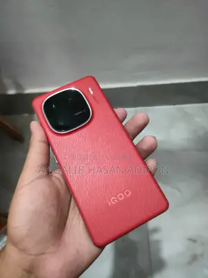 iQOO 12 512 GB Red