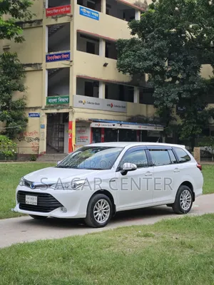 Toyota Corolla Fielder 2017 White