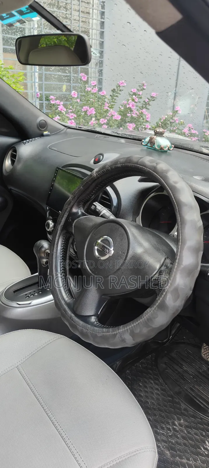 Nissan Juke 2011 Gray