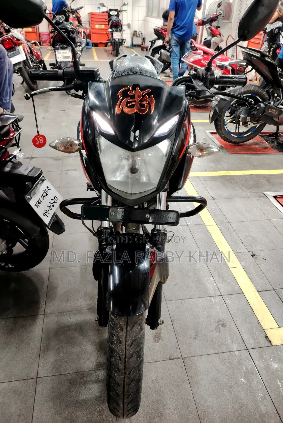 Hero Hunk 150R Dual Disc ABS 2022 Black