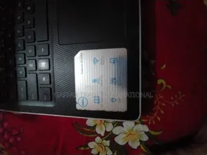 Laptop Dell Inspiron 15 4GB Intel Core i3 HDD+SSD 1T