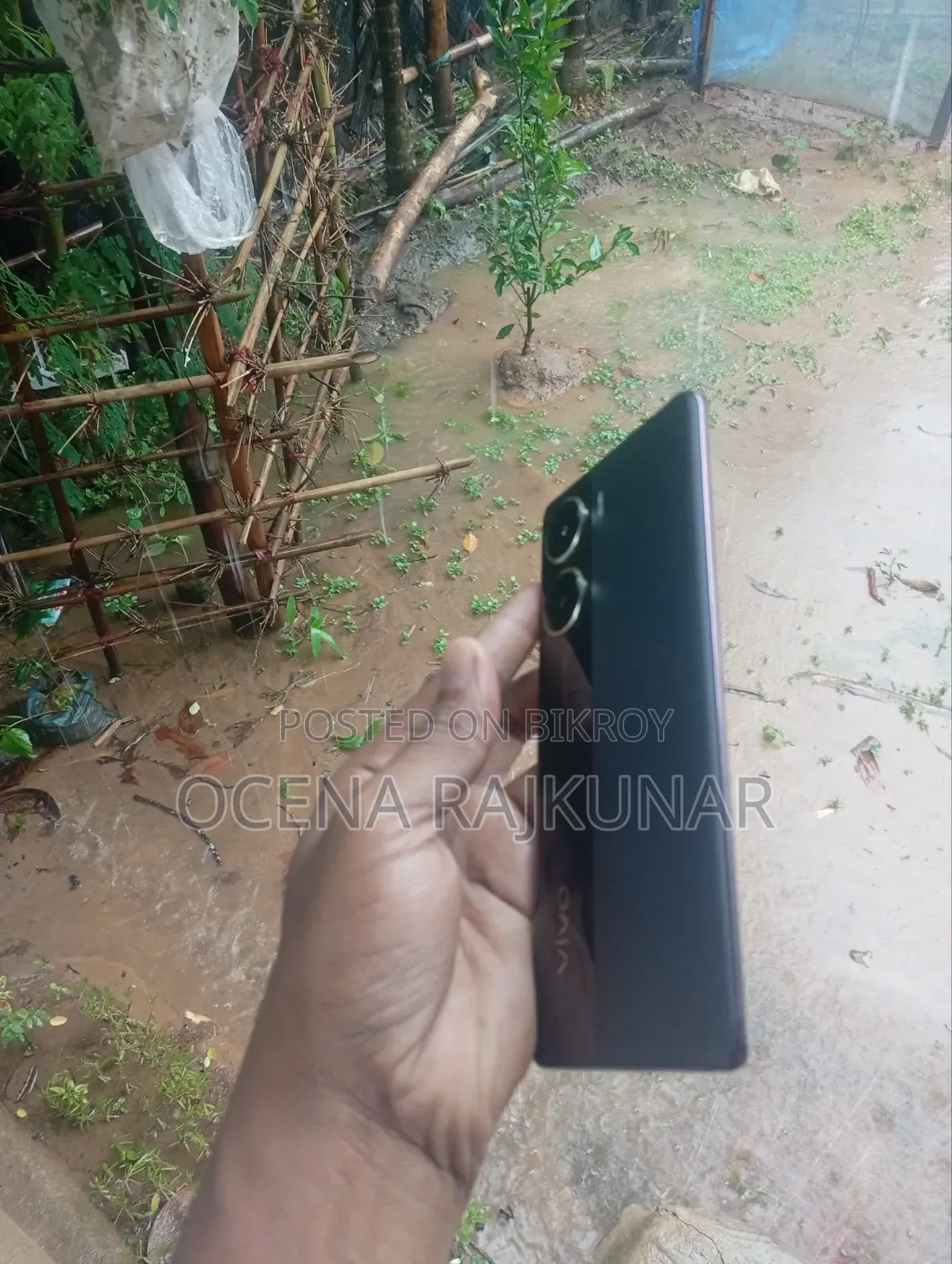 Vivo V29 5G 128 GB Red