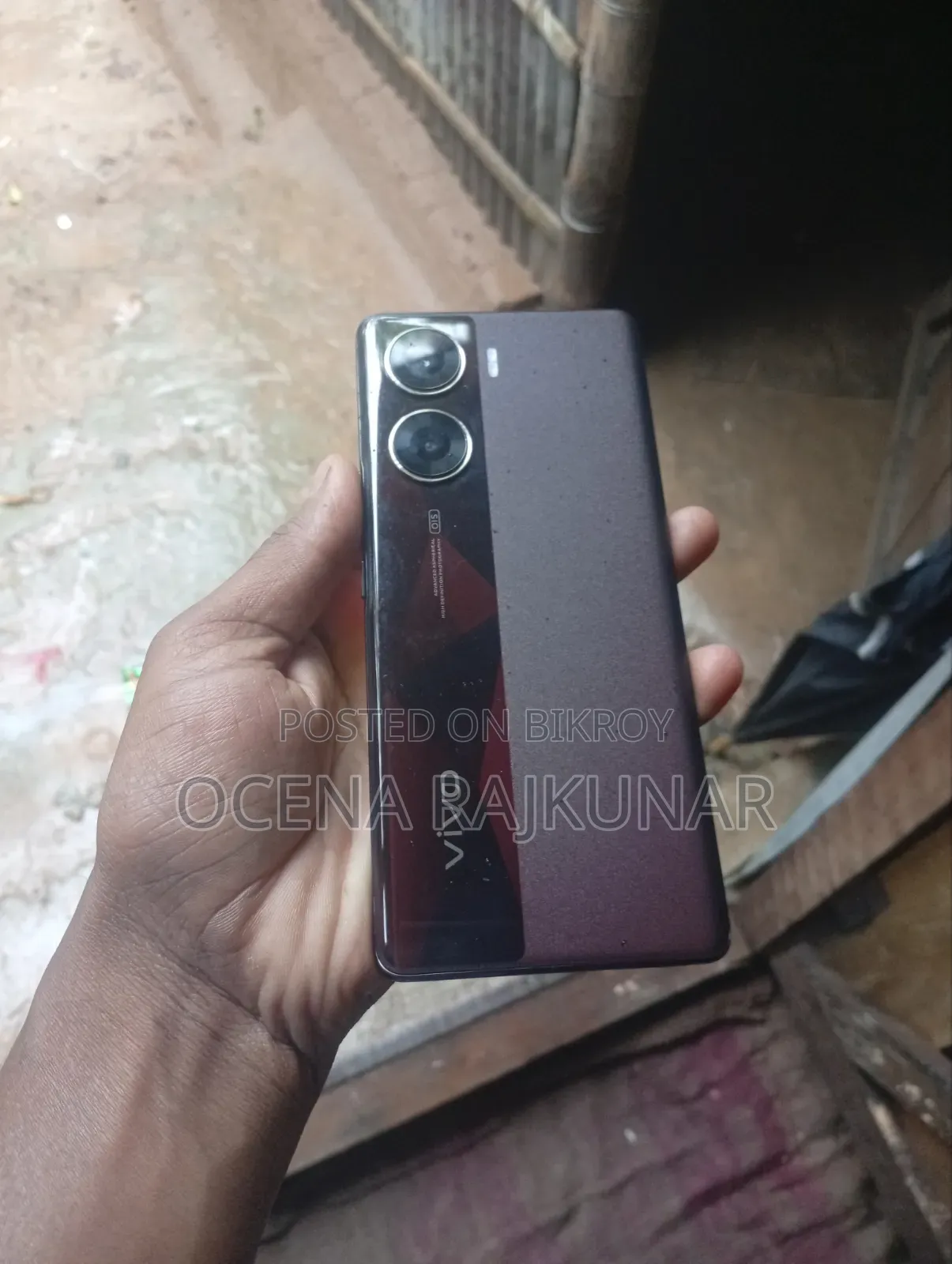 Vivo V29 5G 128 GB Red