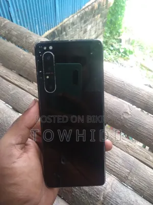 সনি এক্সপেরিয়া ১ মার্ক ২ ২৫৬ জিবি ব্ল্যাক