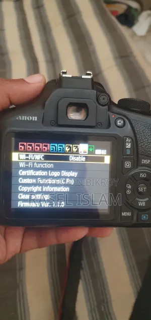 Canon 1300d