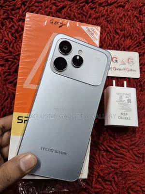 Tecno Spark 40 256 GB Gray
