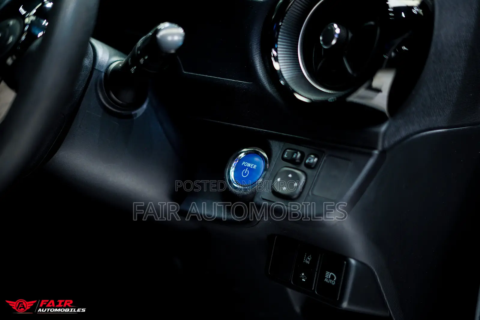 Toyota Aqua 2021 Pearl