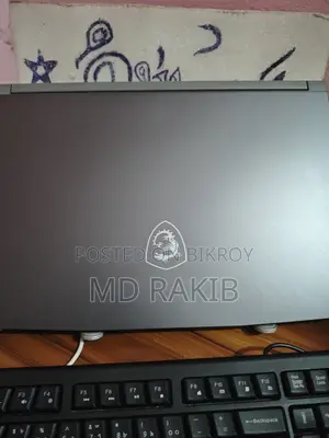 Laptop MSI MSI Sword 15 6GB Intel Core I5 HDD+SSD 512GB
