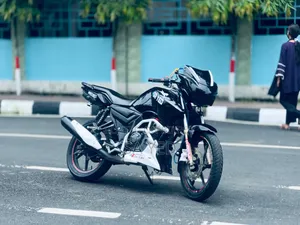 টিভিএস অ্যাপাচি আরটিআর ১৬০ ২ভি ২০১৮ রেড