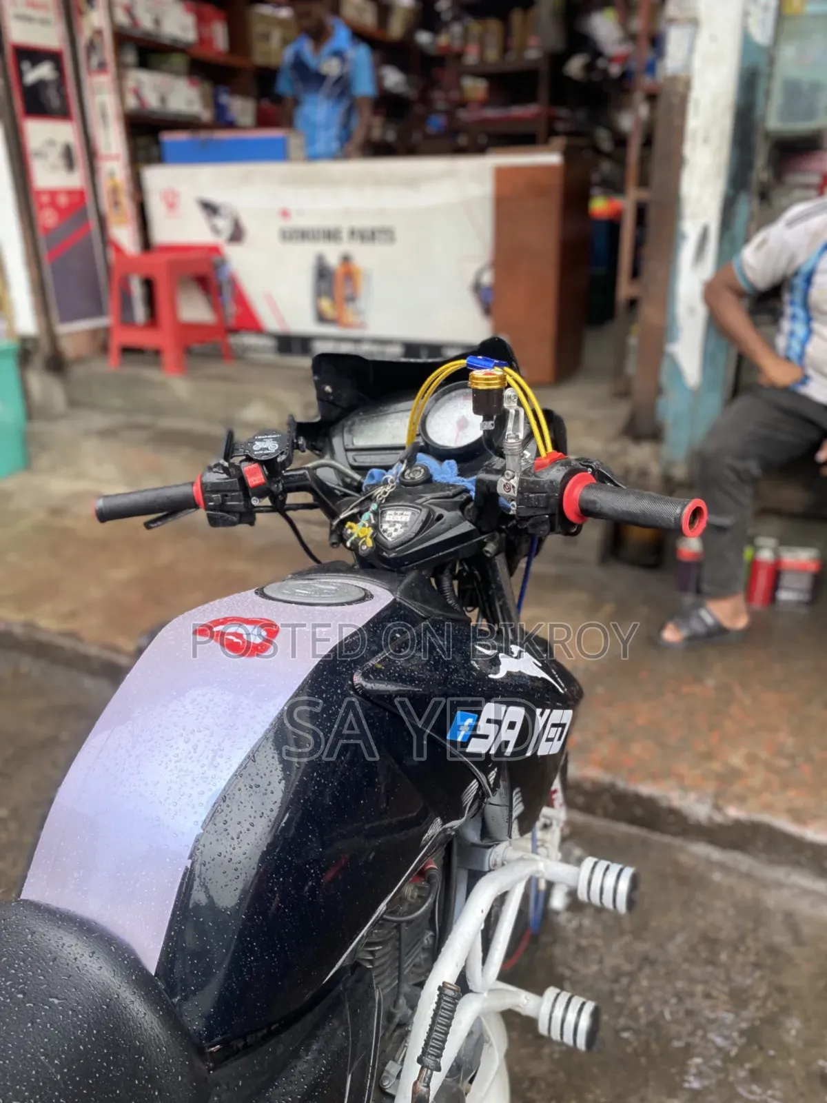 টিভিএস অ্যাপাচি আরটিআর ১৬০ ২ভি ২০১৮ রেড