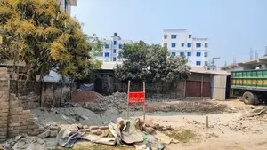 6.15 Katha land for sale in the heart of Kushtia Trimohani Bazar.