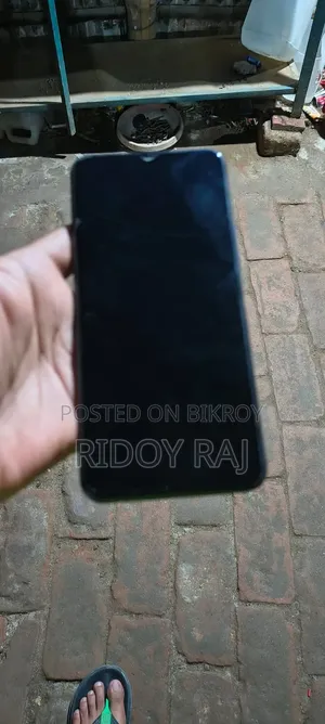 Vivo Y33s 128 GB