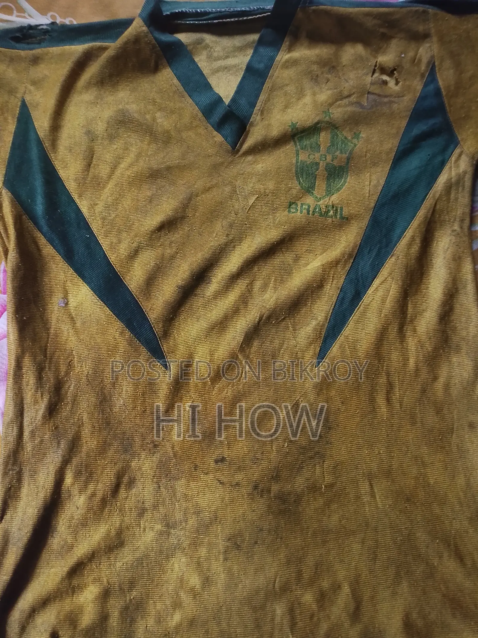 Vintage Brazil Football Jersey | Retro 1970s v-Neck | Used Condition
