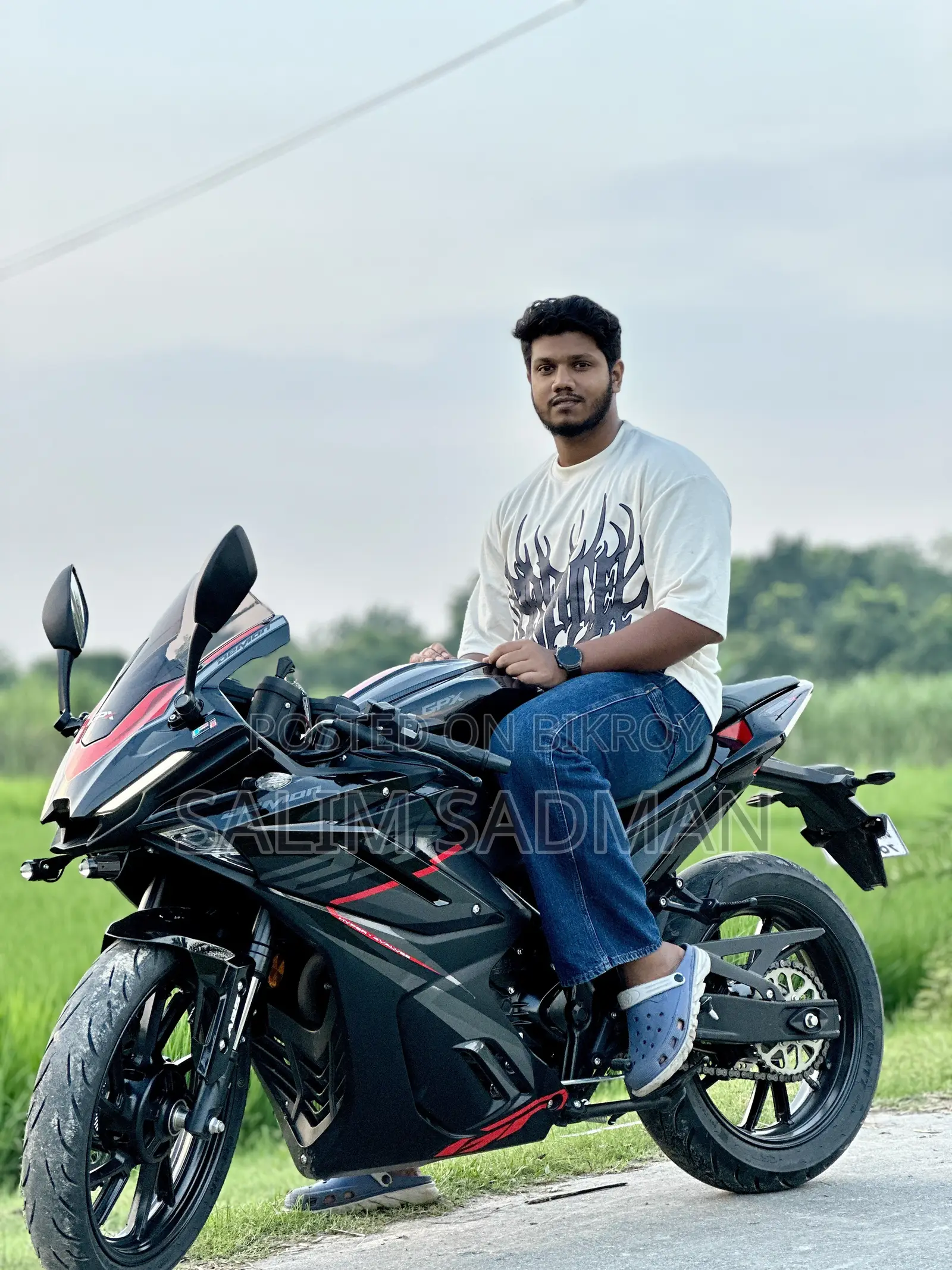 জিপিএক্স ডেমোন জিআর২০০আর ২০২৫ ব্ল্যাক