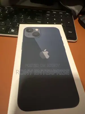 Apple iPhone 13 256 GB Red