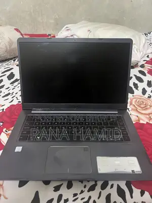 Laptop Asus VivoBook S15 S530UN 8GB Intel Core I5 HDD+SSD 1T