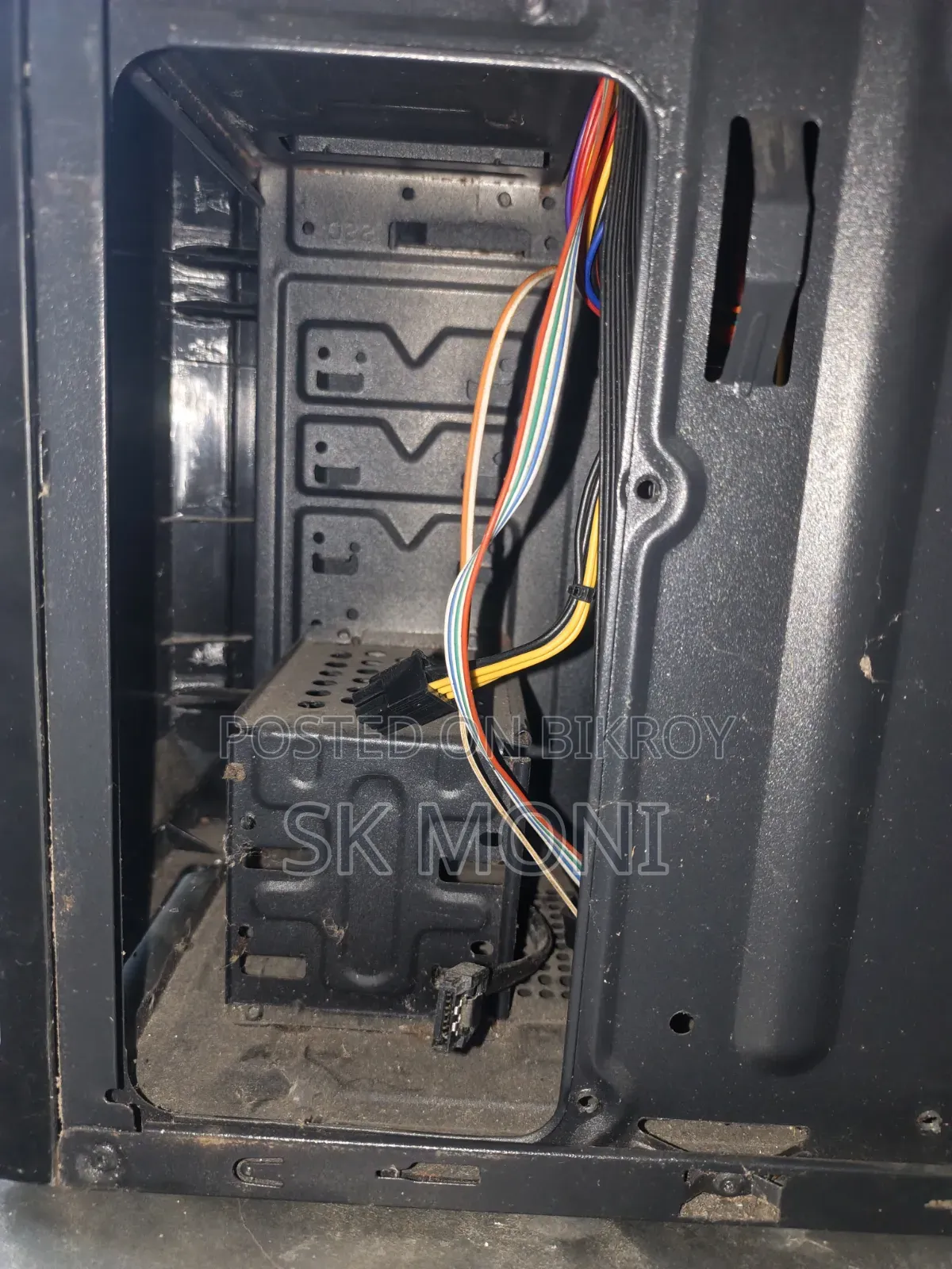 Desktop Computer Gigabyte 4GB RAM SSD 128GB