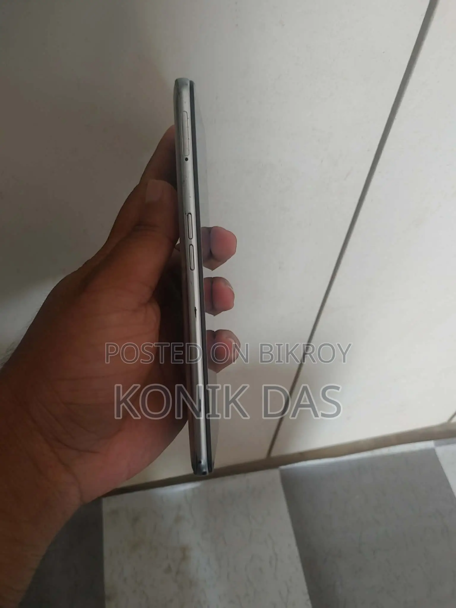 রিয়েলমি ৭ ৫জি ১২৮ জিবি সিলভার