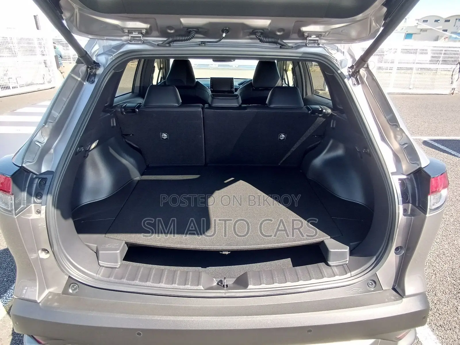 Toyota Corolla Cross 2022 Brown