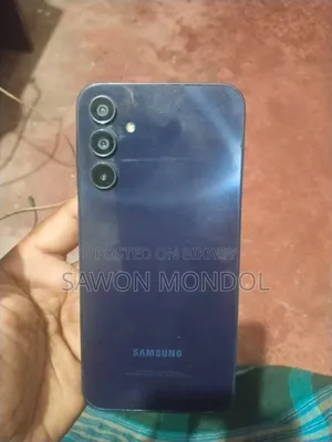 স্যামসাং গ্যালাক্সি এ১৫ ১২৮ জিবি কালো