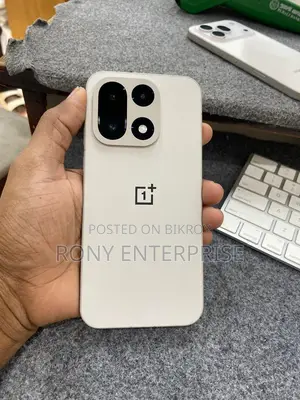 ওয়ানপ্লাস ১৫ ২৫৬ জিবি হোয়াইট
